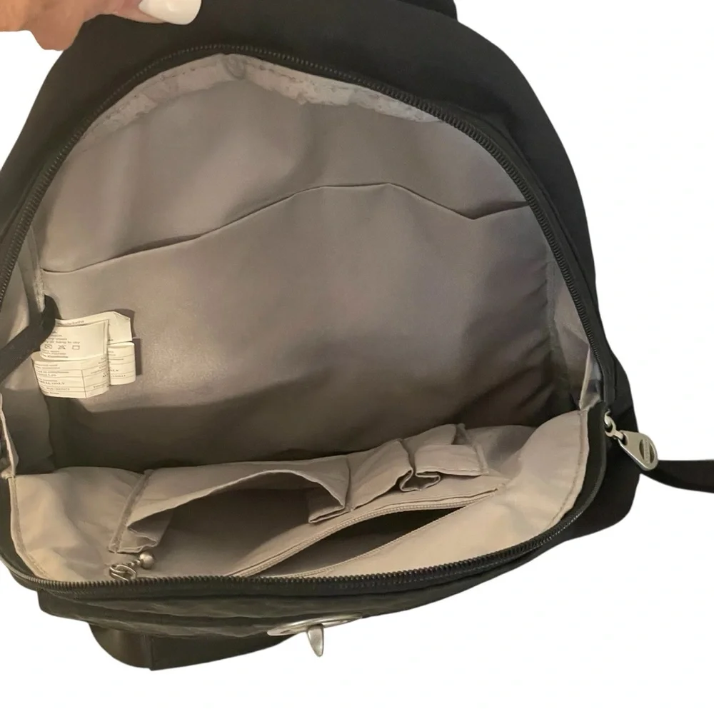 Baggallini Dallas Black Nylon Convertible Strap Small Travel Backpack